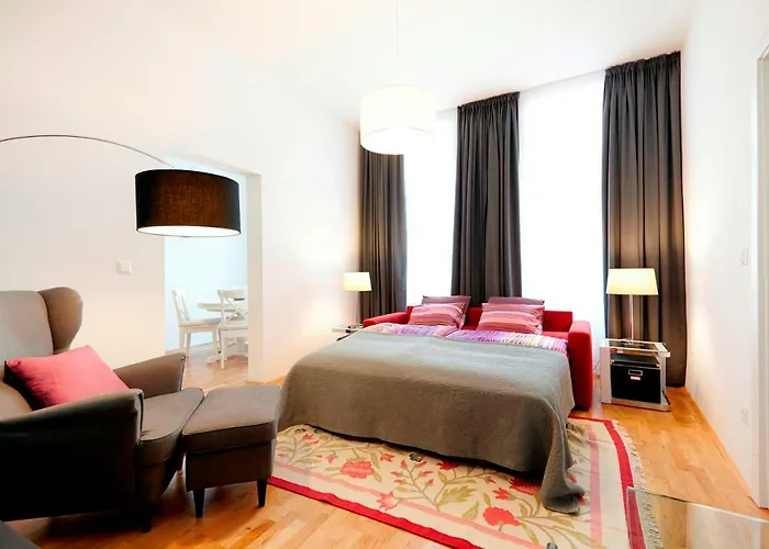 Apartment Theresiengasse Apartment *